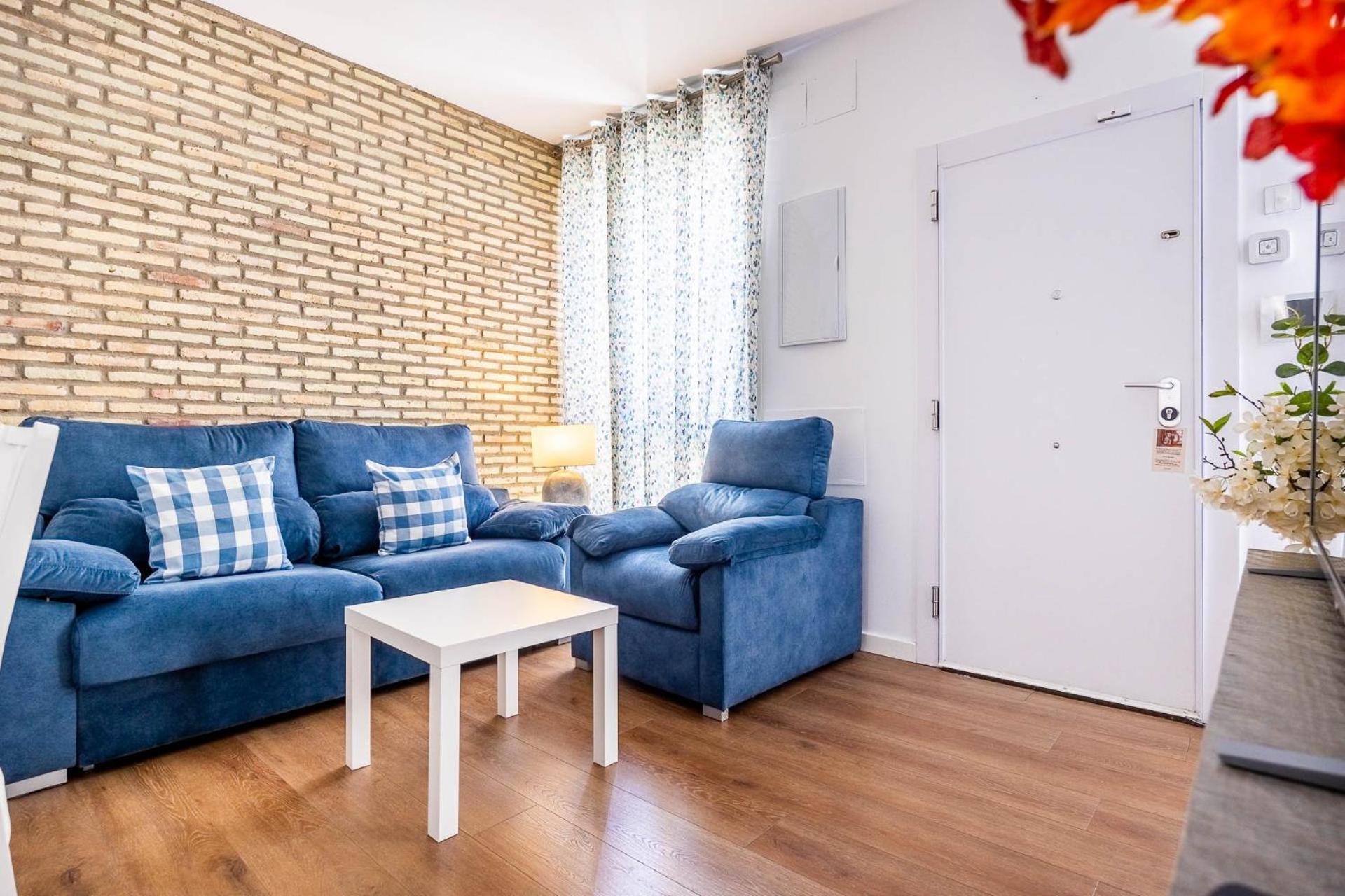 Apartamentos Poemas & Rimas De Becquer Σεβίλλη Εξωτερικό φωτογραφία